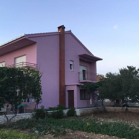Apartman Mirjana With Terrace And Free Parking Donji Okrug Exterior foto